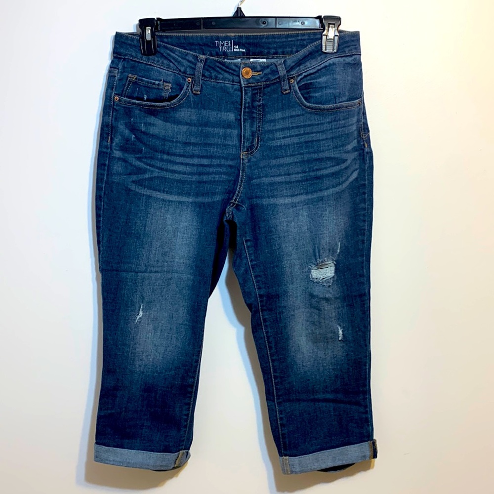 Time and True Jean Capris Woman 14